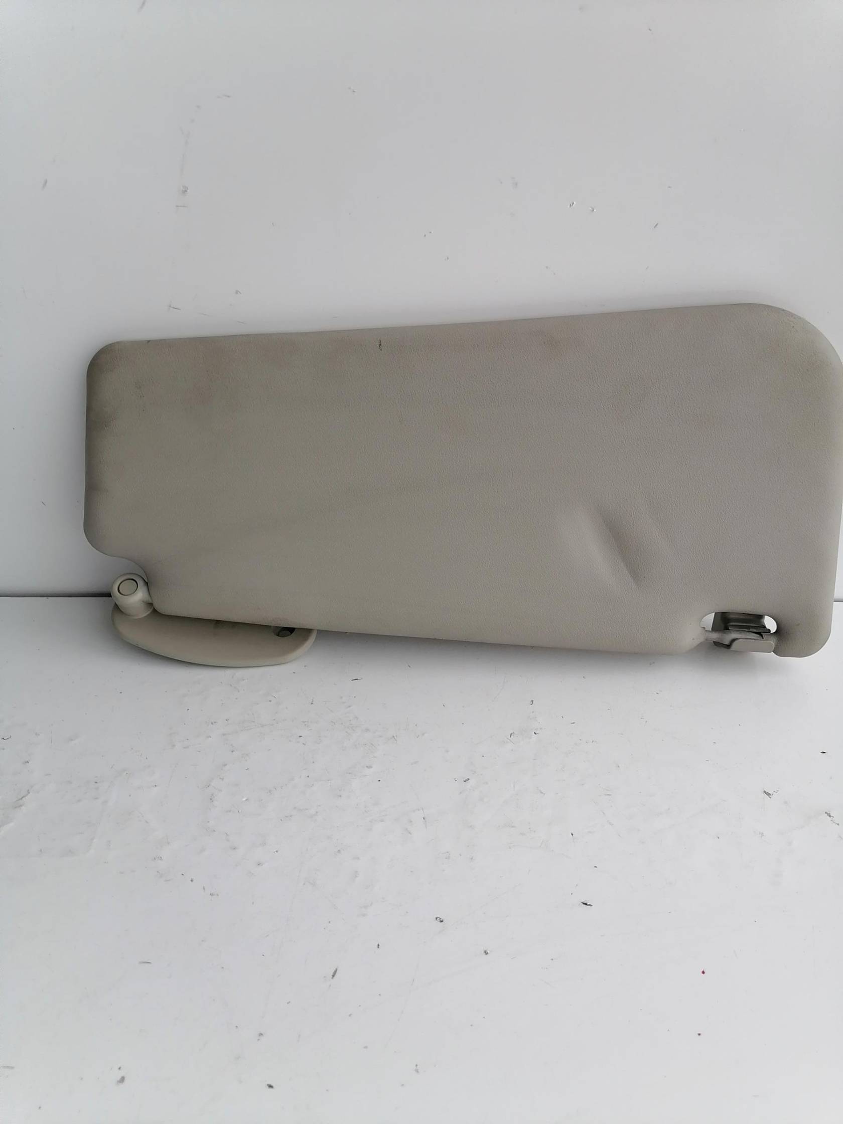 Aletta parasole parabrezza sx.